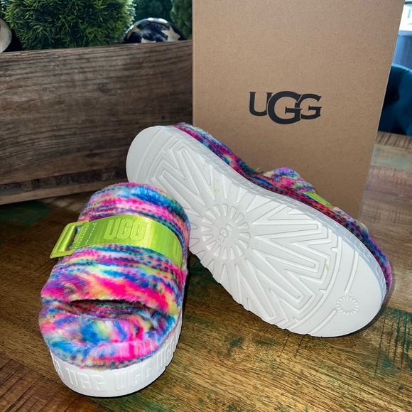 Ugg Fluffita bright multi color slippers. Slides. SZ. 8. NIB NWT - Picture 7 of 13